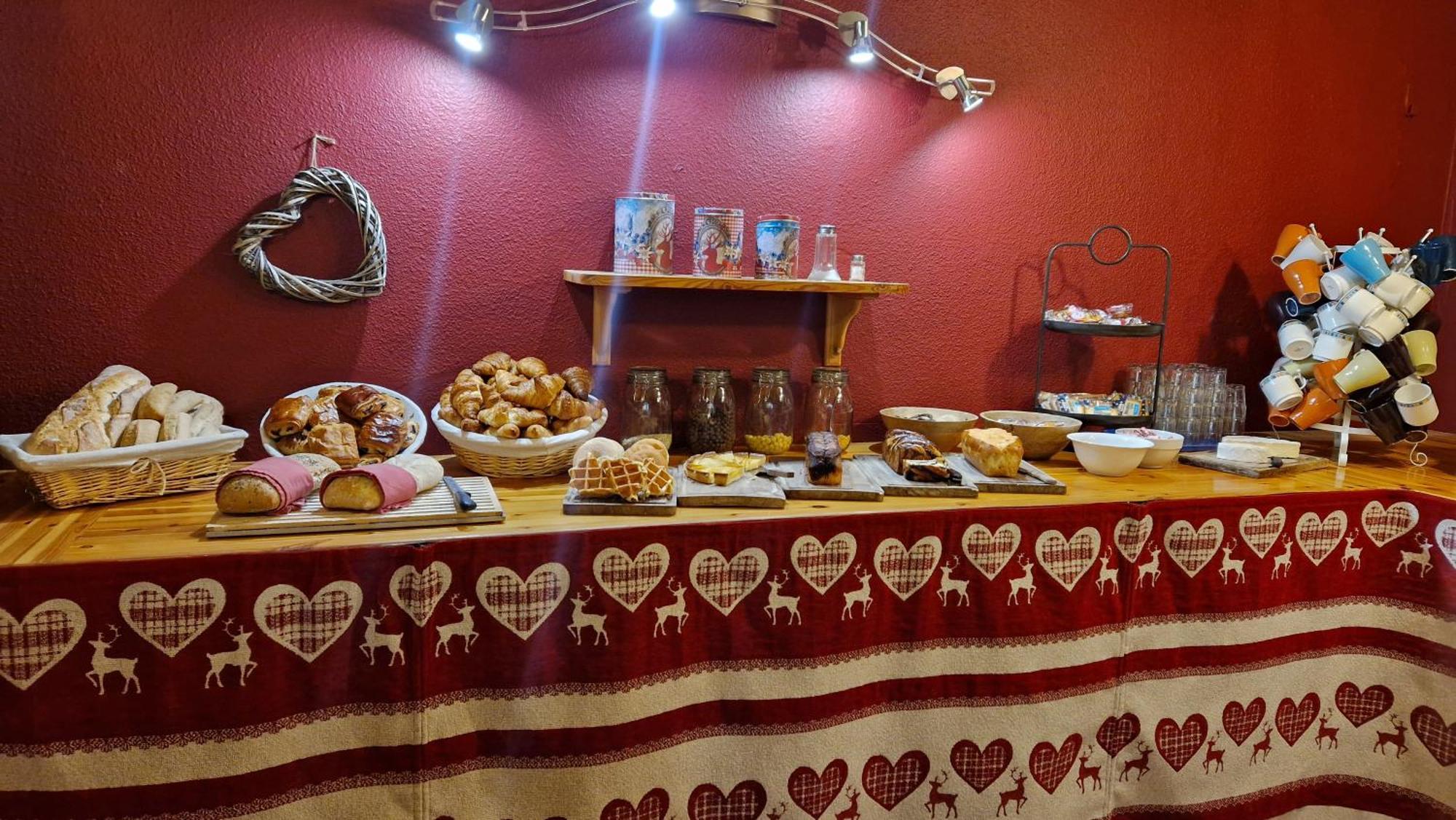 Hotel Yaka Les Angles  Εξωτερικό φωτογραφία